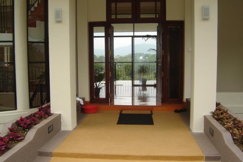 Alpha Homes - Mountain Views Kandy Exterior foto